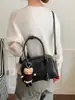 Bolsa tote estilo retrô coreano com losangos de diamante bordada a linha bolsa de ombro casual de nicho bolsa de corrente de alta moda para o dia a dia sob o braço ombro único