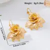 Pendientes de Textura Hoja y Flor de Moda Europea y Americana de Nicho Transfronterizos Adecuados para que las Mujeres los Usen en Fiestas Diarias