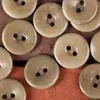 Botones Naturales de Fruta con Forma de Cuenco y Dos Agujeros de Palmera para Trajes de Mujer, Suéteres, Camisas y Otros Accesorios