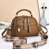 Bolso Pequeño Cuadrado Versátil Portátil para Viajes Transfronterizos Textura de Cuero Suave Gran Capacidad Bolso Cruzado para Mujer Nuevo Retro con Correa Ancha al Hombro