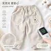 Pantalones cálidos para bebé otoño e invierno engrosados 120g con pies cubiertos pantalones de pies atados ropa exterior para bebé pantalones largos de algodón para niñas clase A sin costuras