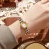 Relógio Feminino Exquisito Pequena Pulseira Gradiente Multicolorido Elegante Único Temperamento Compacto Relógio de Quartzo