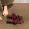 En stock ~ Sandalias de cuña con punta abierta vintage para mujer Verano 2025 Nuevo diseño de nicho Tacón con forma Tacones altos