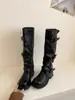 Diseño retro de nicho con hebilla de cinturón, bota de seguridad gruesa para mujer, nuevo modelo 2026 botas largas, botas plisadas apiladas