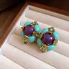 Aretes de Aguja Plateada con Diamantes y Diseño Redondo Irregular, Estilo Vintage, Lujo Ligero y Sensación de Alta Gama