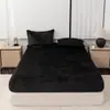 Lençol de cama de veludo de leite espessado para outono e inverno, cor sólida, disponível como peça única ou conjunto de três peças, sem fiapos, em estoque o ano todo, entrega direta disponível