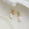 Pendientes de Clip de Perla Forma de Gota de Agua Estilo Tiktok Sin Perforaciones, Diseño de Bobina de Mosquito, Pendientes de Moda Versátiles de Cobre y Zirconia, Pendientes de Lujo Ligero para Mujeres