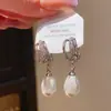 Brincos de Agulha de Prata Luxo Leve Zircônia Pérola Sintética Formato C Três Camadas Gota D'água Europeus e Americanos Nicho Personalizado de Alta Qualidade Brincos Exquisitos