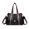 Bolso de hombro nuevo para mujer, bolso de mano de gran capacidad, bolso cruzado para el día a día, bolso de moda de color liso para llevar debajo del brazo
