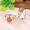 Anillo de plata de ley Yilu S925 bañado en oro con jade hetiano rojo del sur, jade de agua fina, diseño vintage de hierba Tang y diamantes.