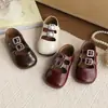Zapatos de Cuero para Niñas 2026 Primavera y Otoño Nuevos Retro Boca Baja Zapatos de Princesa Estilo Coreano Mocasines Versátiles de Moda para Niñas