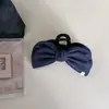 Clip de Plátano de Mezclilla Azul Oscuro Dulce Retro con Lazo para Coleta Estilo Coreano Perezoso Versátil Clip para el Cabello de la Parte Posterior de la Cabeza Accesorio para el Cabello