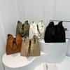Bolsa feminina portátil nova simples 2024 ombro crossbody moda cordão grande capacidade inverno personalidade macia