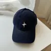 Gorra de Béisbol Suave con Bordado de Logo Pequeño Coreano para Hombres y Mujeres, Estilo Retro Japonés Versátil de Moda con Visera Ancha y Corona Profunda, Gorra para el Sol