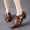 Zapatos de Cuero Suave de Boca Profunda para Mujer 2026 Otoño Nueva Llegada Punta Fina Tacón Grueso Zapatos de Madre Slip-on Suela Suave Versátiles Zapatos Pequeños de Cuero