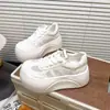 Zapatos Deportivos de Malla Transpirable con Suela Gruesa para Mujer, Nuevos de Temporada Primavera/Verano 2026, Lindo y Elegante, para Comercio Electrónico Transfronterizo