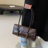 Bolso Cruzado de Cuero Retro con Cera de Aceite de Gran Capacidad para Mujer 2024 Otoño e Invierno Bolso de Hombro de Gama Alta Bolso Portátil Estilo Baguette