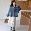 Chaqueta de Mezclilla para Niñas Otoño 2026 Nueva Moda Ropa Infantil Estilo Casual Camisa para Niños Mayores