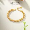 Joyería Simulada de Aleación para Otoño e Invierno con un Toque de Alta Gama, Joyería Transfronteriza de Lujo Ligero al por Mayor, Pulsera Vintage con Forma de Corazón y Flor de Cuatro Hojas para Mujer