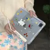 El Día de Little Meow es adecuado para fundas protectoras de tableta iPad de 10ª/11ª generación, air4/5/6, anti-caída mini6/7, lindas