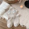 Calcetines de Lana Casuales de Gato para Mujer Estilo Coreano Dongdaemun Calcetines de Moda Invierno Espesados Calientes Calcetines de Cachemir para Mujer Venta al por Mayor