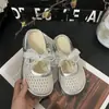 Meias Pantufas Respiráveis para Mulheres, Moda Verão 2026 Casual e Confortáveis para Uso Externo, Pantufas Fechadas de Solado Grosso Moda JK de Alto Valor