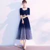 Disfraz de Coro Cielo Estrellado para Mujer 2026 Estilo Nuevo Elegante Vestido Gradiente de Presentadora Traje de Gran Coro Verano Venta al por Mayor