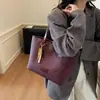 Nova Bolsa Tote Grande Capacidade Estilo Americano Feminina Casual Faculdade Simples para o Dia a Dia Retro Bolsa de Ombro Bolsa Feminina da Moda