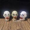 Decoración de Halloween mano de fantasma de sangre payaso de terror cabeza de fantasma cráneo luminoso accesorios de truco DIY 4/8CM