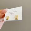 Aretes Minimalistas de Lujo Ligero de Alta Gama Aretes de Arco de Concha Natural Aguja de Plata 925 Colocación Diaria para Niña 78594