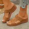 Comercio exterior transfronterizo, nuevos chanclas de gran tamaño para el verano de 2026, sandalias de cuña de suela gruesa para mujer, sandalias de una tira floral huecas