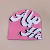 Nova tendência carta rua cruzeiro jacquard malha chapéu homens e mulheres skate quente personalidade boné pullover atacado