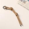 Llavero Colgante de Cuerda de Cuero Trenzada Color Caramelo Simple de Nicho Accesorios Colgantes para Bolsos Hechos a Mano DIY Versátiles