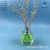Fornecimento de fábrica 80ml frasco quadrado de vidro para aromaterapia com boca de seda sem fogo frasco de rattan para cabelo ornamentos criativos para sala de estar