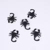 Plástico Negro Luminoso Escorpión Murciélago Negro Halloween Juguete Accesorios Truco Ciempiés Araña Payaso