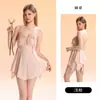 Conjunto Sexy de Cetim Rosa com Renda Floral, Franjas, Bojo e Decote em V Profundo - Camisola, Robe, Roupa de Dormir S7170