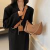 Textura de alta calidad Bolso pequeño para mujer 2024 Nueva llegada Bolso bandolera versátil para otoño e invierno Bolso de hombro moderno Bolso de axila Bolso de vaca