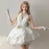 Vestido de Novia Ligero de Cuello Halter Estilo Francés 2026 Modelo Nuevo Blanco Simple Satín Corto Vestido de Novia Sexy de Cumpleaños