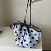Bolsa de mão grande capacidade, simples e estilosa, nova moda casual de verão, bolsa para o dia a dia, de ombro único, para usar sob o braço