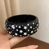 Pulsera Geométrica de Acrílico de Resina Brazalete Estilo Vintage Retro para Mujer Nicho Sentido de Diseño Único Joyería para la Mano