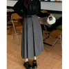 Conjunto de Dos Piezas para Mujer: Camisa Negra con Cordones y Lazos, Manga Larga con Cintas, Falda de Línea A de Cintura Alta Adelgazante que Cubre las Caderas, para Primavera y Otoño