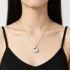 Collar con Bolsita Brillante Pequeña para Mujer, Exquisito y Elegante, Incrustado con Circonita, Cadena para Clavícula Cielo Estrellado, Colgante de Lujo Ligero de Nicho de Gama Alta