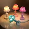 Luz de Noche de Loto Transfronteriza Lámpara de Mesa Pequeña LED Retro Europea Decoración de Mesa de Dormitorio Luz Ambiental Decorativa