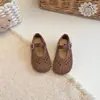 Zapatos de Cuero Ligeros Transpirables para Niños 2026 Verano Nuevo Estilo Mocasines Versátiles Tejidos de Moda para Niñas Mocasines Simples