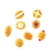 Brinquedo de Comida Pão Estilo Europeu Desenho Animado Acessórios de Cola de Creme Materiais Criativos para Capa de Celular Joias DIY Grampo de Cabelo Acessórios de Resina