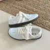 Zapatillas Deportivas Casuales Versátiles Antideslizantes Ins Súper Populares Nuevas 2026 Estilo Coreano Retro Lunares Alemanas para Niñas