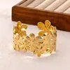 Pulsera Ancha de Metal Chapado en Oro Estilo Nuevo Europeo y Americano de Margarita para Mujeres Joyería de Mano de Planta con Flores Pulsera con Forma de Mariposa Corazón Venta al por Mayor