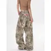 Jeans de camuflaje con bordado de rama de letra desgastada vintage americano, pantalones rectos de pierna ancha versátiles unisex