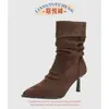 Botas Stiletto Novas Outono e Inverno 2025 para Mulheres Pretas Super Quentes Botas Plissadas Salto Alto Botas de Cavaleiro com Forro de Lã