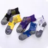 Meias esportivas masculinas meias de cano alto absorventes de suor antiderrapantes meias Elite para badminton corrida basquete ao ar livre atacado